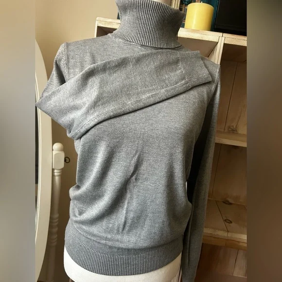Calvin Klein Gray Turtleneck Sweater Women’s Size M - Picture 5 of 9